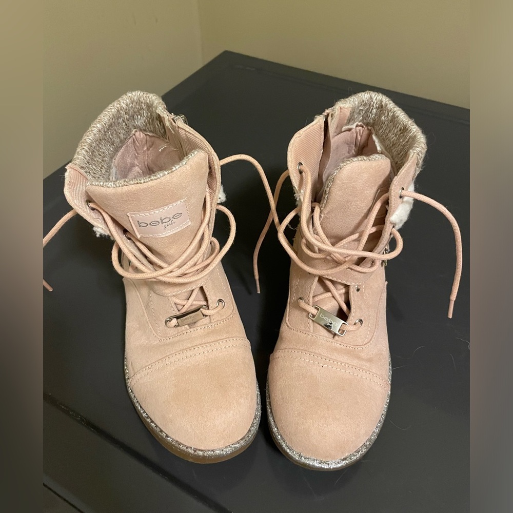 Bebe light pink boots, size 4, never worn